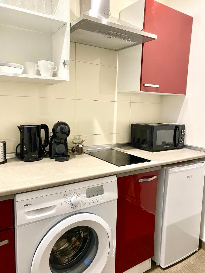 Apartamentos Fuencarral Madrid Exteriör bild
