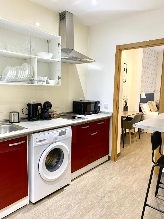 Apartamentos Fuencarral Madrid Exteriör bild