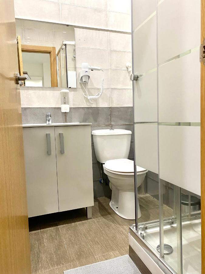 Apartamentos Fuencarral Madrid Exteriör bild